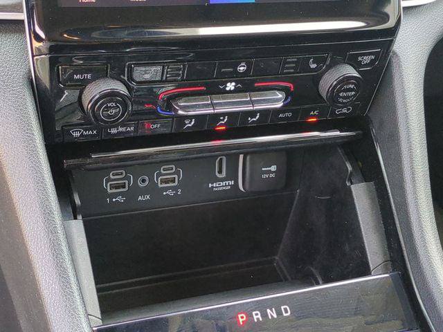Certified 2022 Jeep Grand Cherokee Limited 4xe w/ MOPAR Finishing Package AWD/4WD image 15