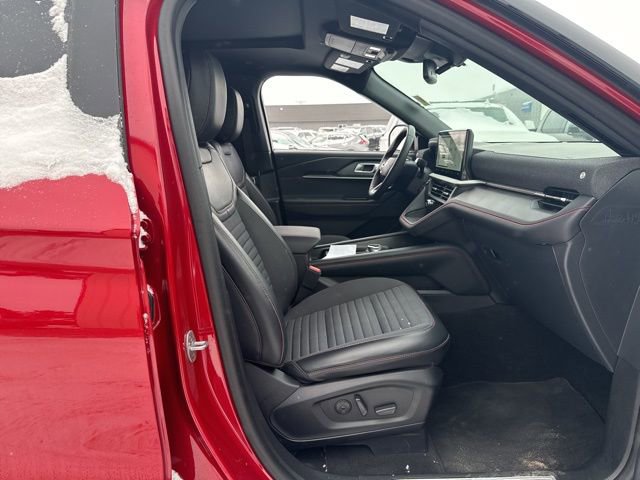 Used 2025 Ford Explorer ST-Line w/ Premium Package image 19