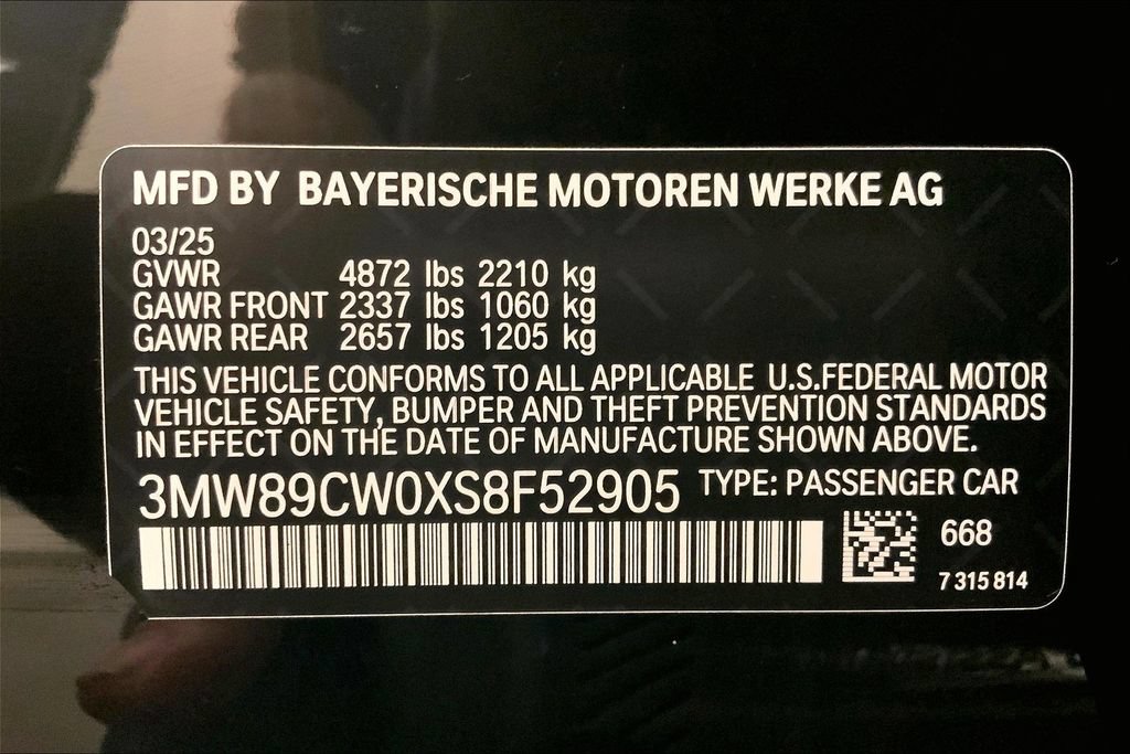 Used 2025 BMW 330i xDrive Sedan w/ Premium Package AWD/4WD image 32
