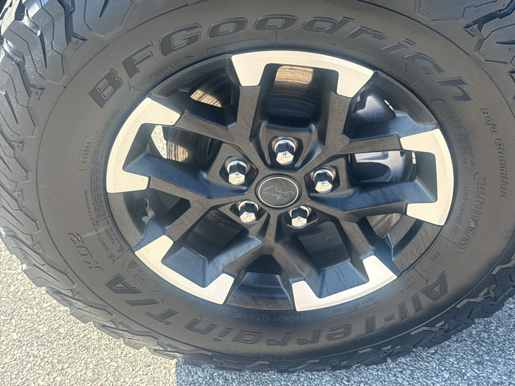 Used 2025 Jeep Wrangler Unlimited Rubicon 4xe w/ Safety Group AWD/4WD image 8