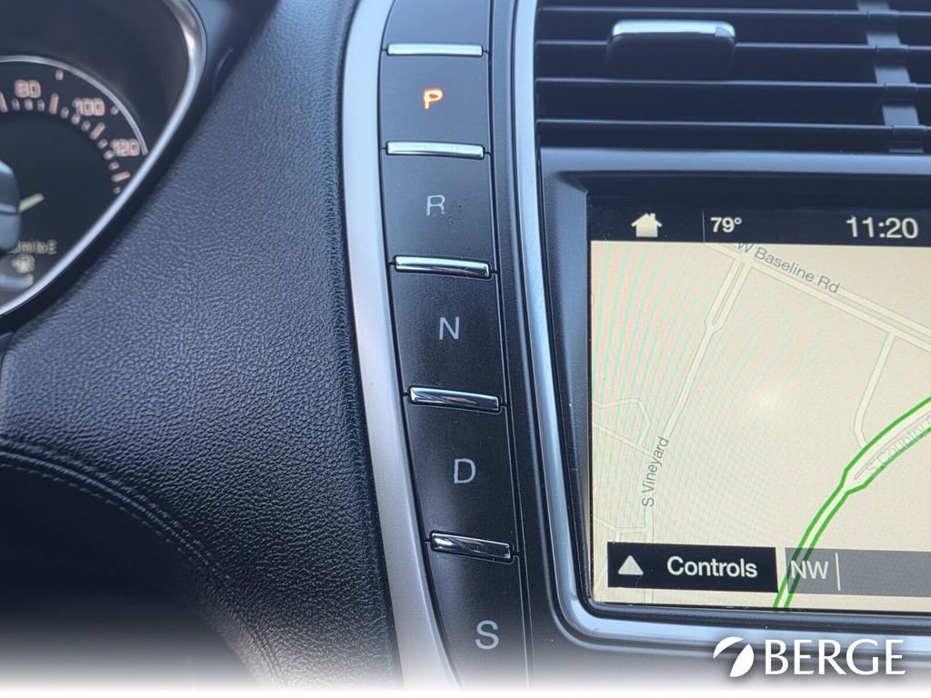 Used 2018 Lincoln MKX Reserve image 20