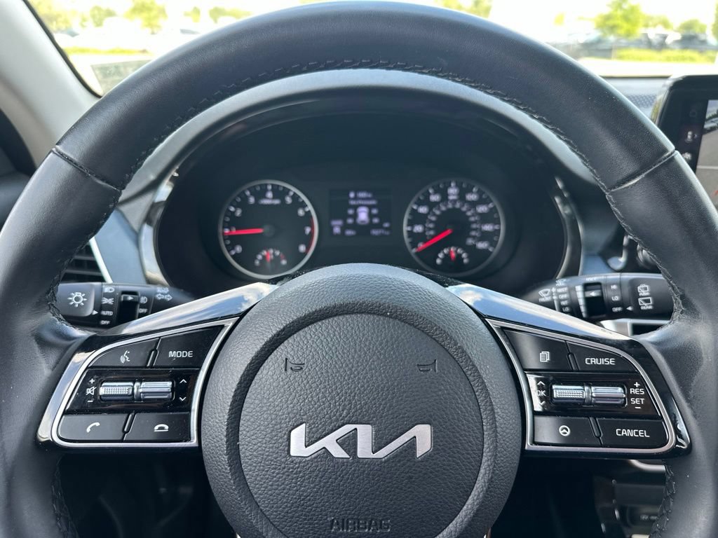 Certified 2023 Kia Seltos Nightfall Edition AWD/4WD image 21