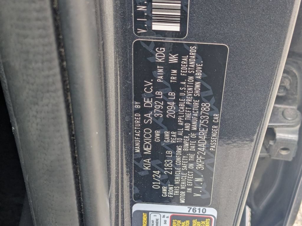 Used 2024 Kia Forte LXS FWD image 35