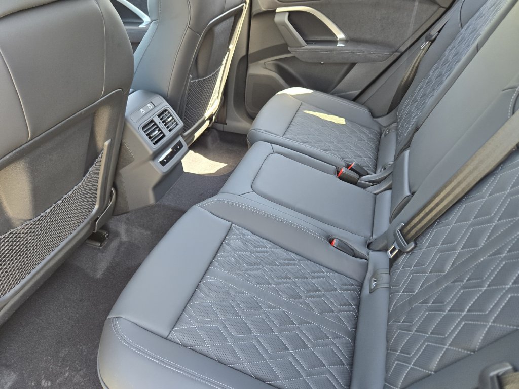 New 2026 Audi SQ5 Prestige AWD/4WD image 34