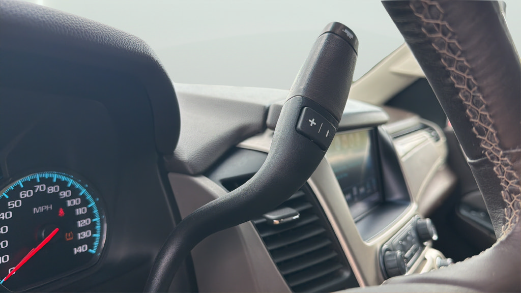 Used 2018 GMC Yukon Denali RWD image 18