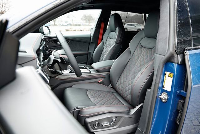 New 2026 Audi SQ8 Prestige AWD/4WD image 18