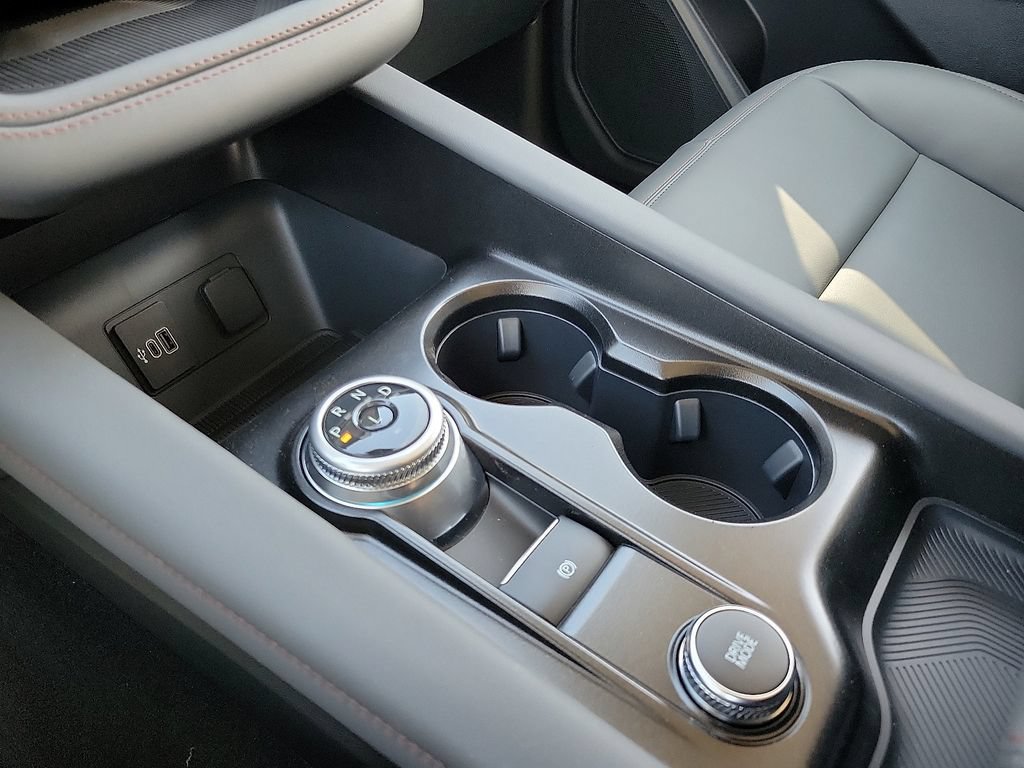 New 2026 Ford Explorer Active w/ Active Comfort Package RWD image 25