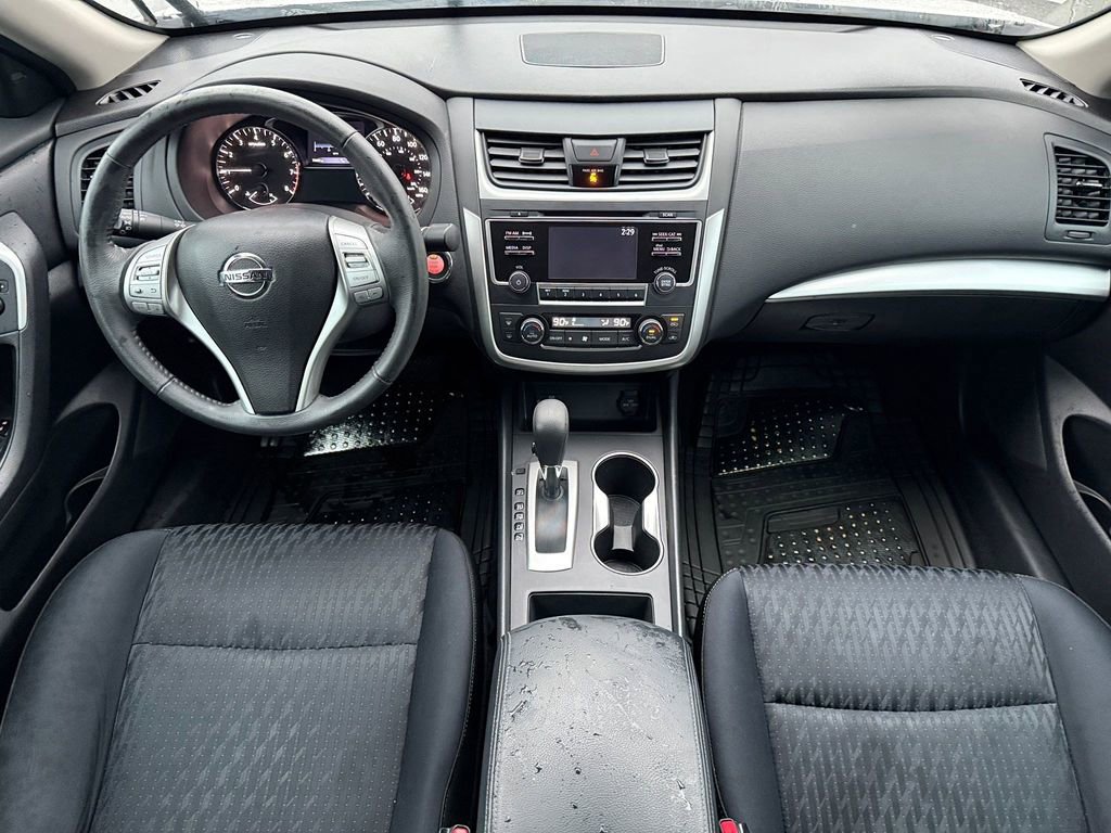 Used 2017 Nissan Altima 2.5 SV image 18