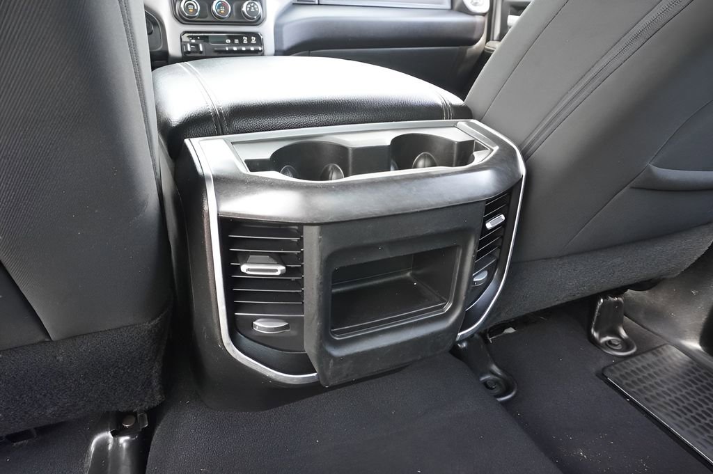 Used 2024 RAM 2500 Big Horn w/ Off Road Package AWD/4WD image 29