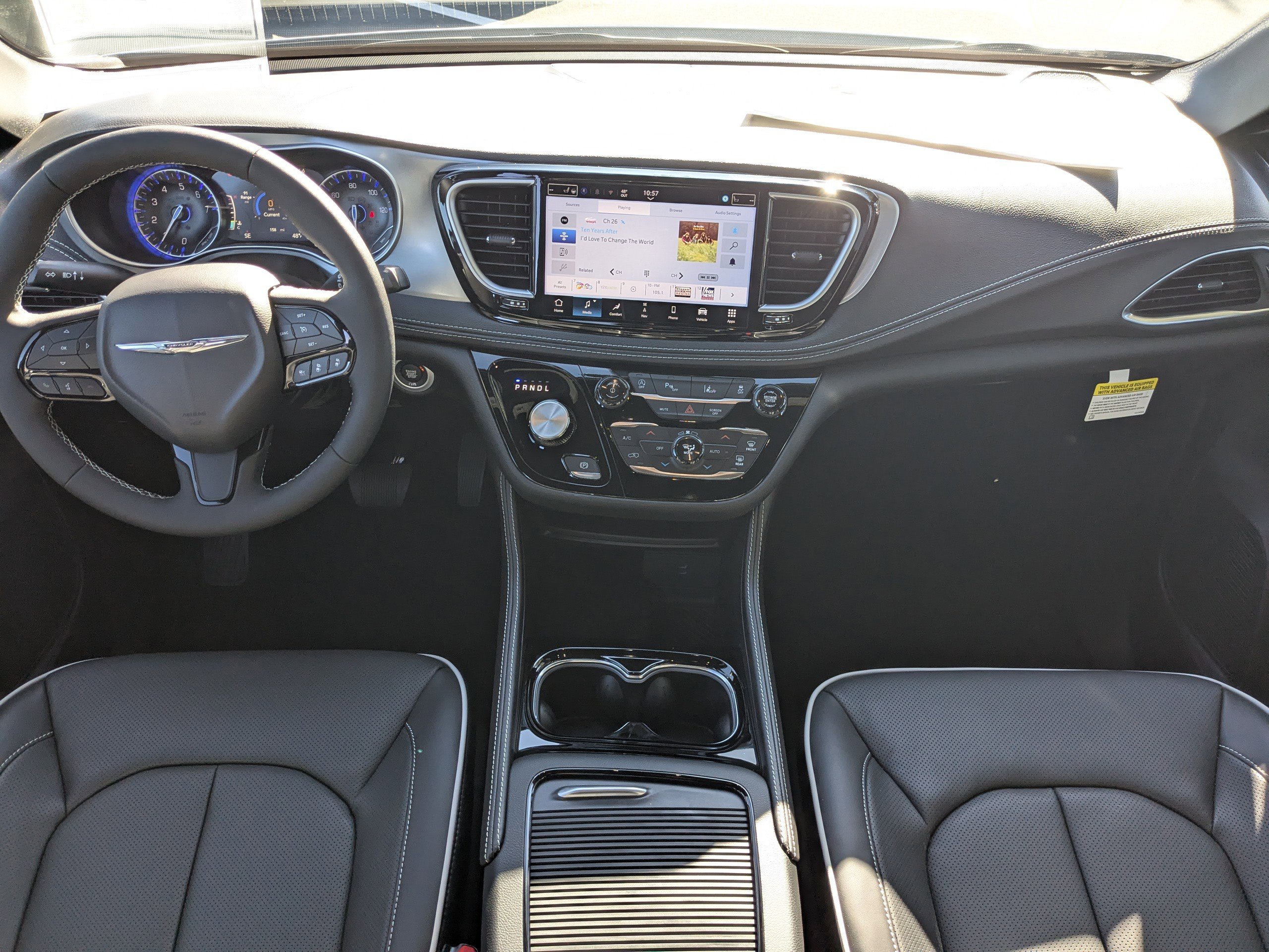 New 2026 Chrysler Pacifica Limited w/ S Appearance Package image 14