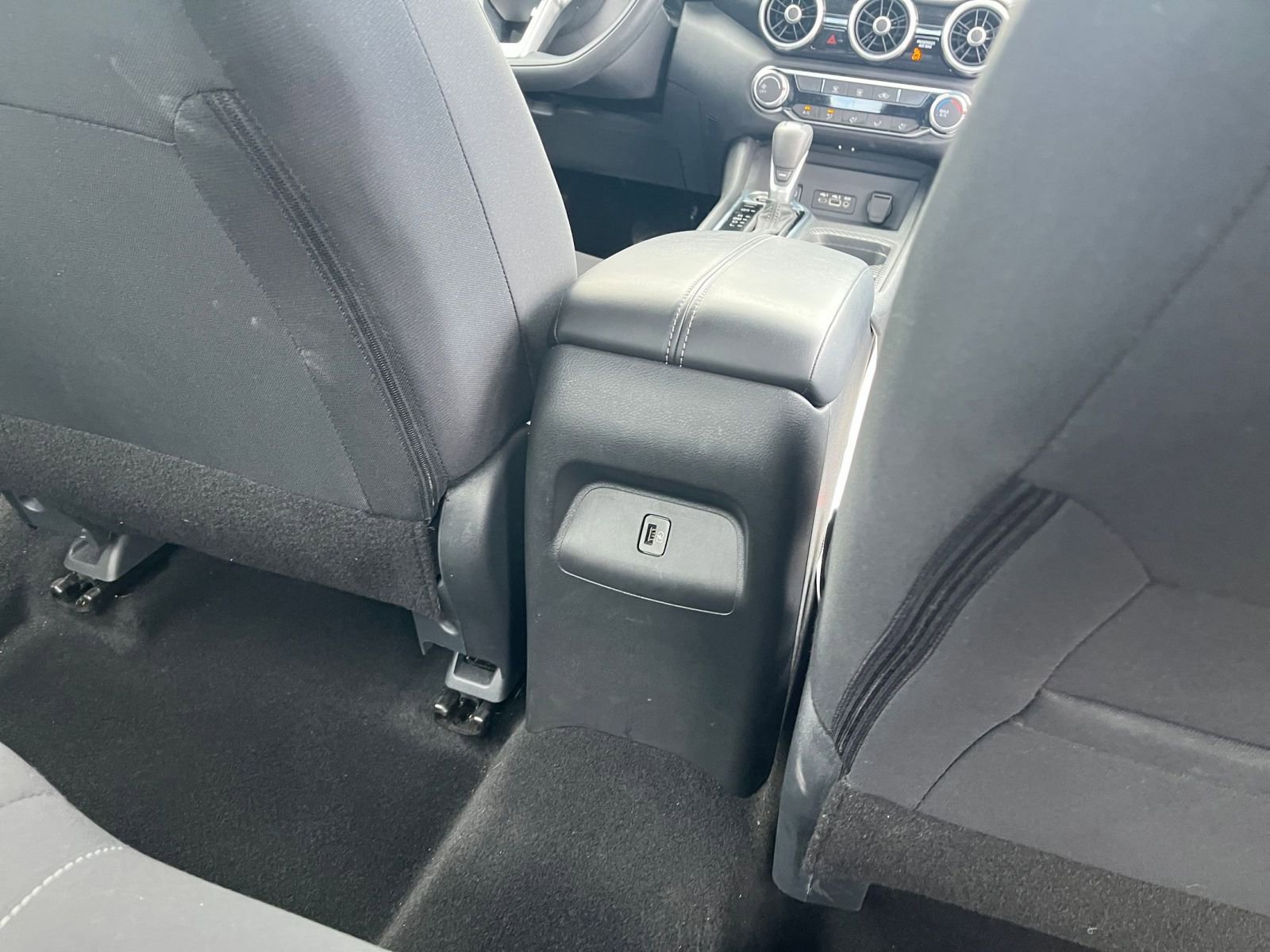 Used 2025 Nissan Sentra SV FWD image 23