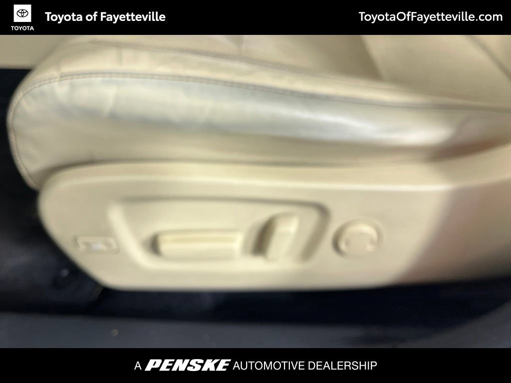 Used 2015 Toyota Highlander Limited FWD image 23