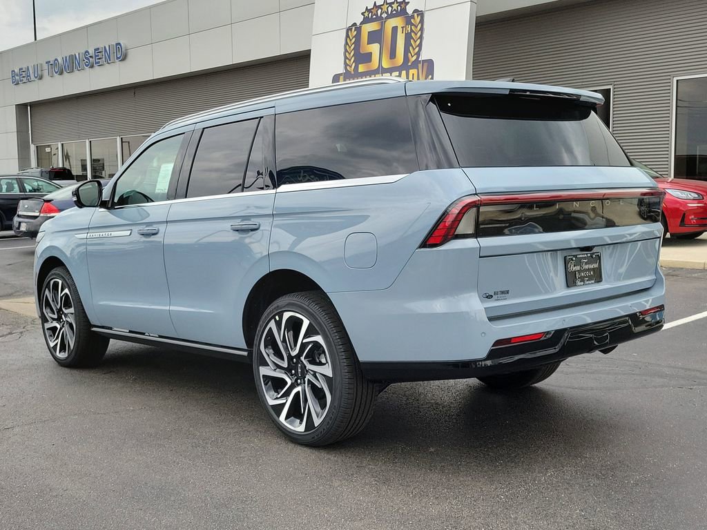 New 2026 Lincoln Navigator Reserve AWD/4WD image 6