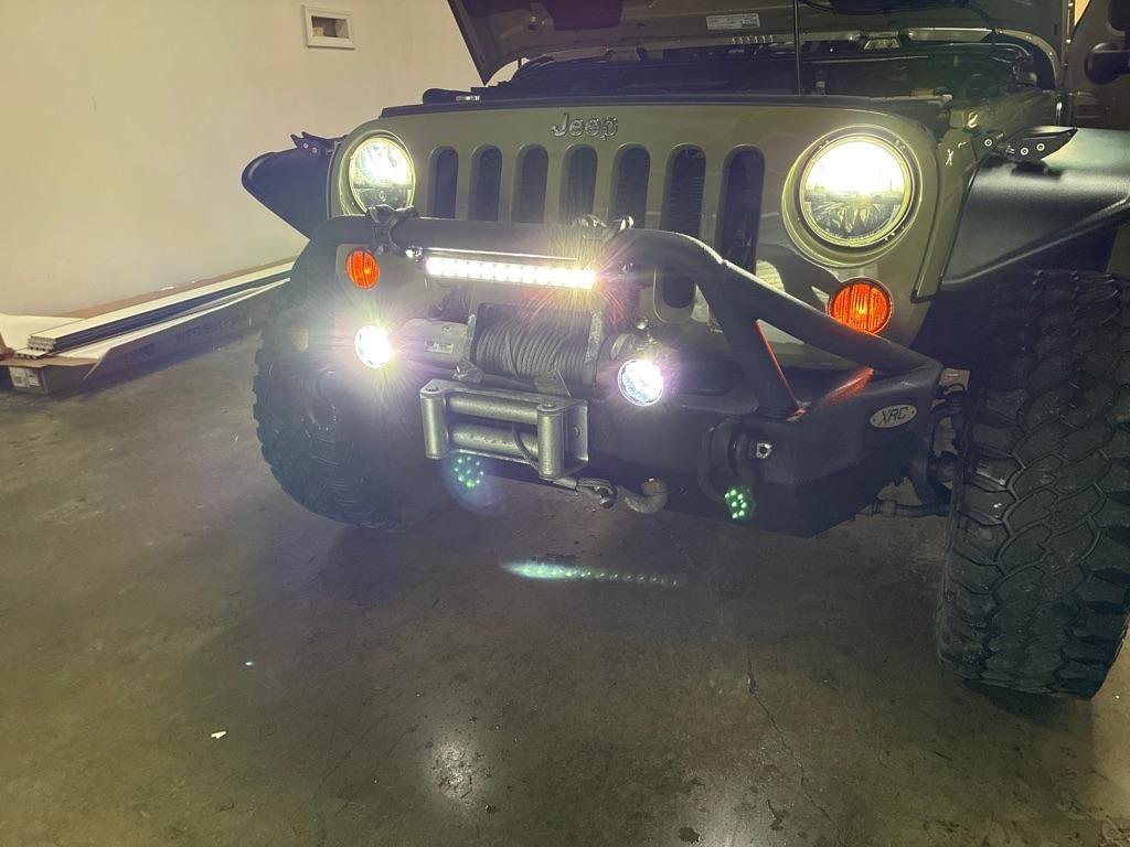 Used 2013 Jeep Wrangler Unlimited Rubicon image 44