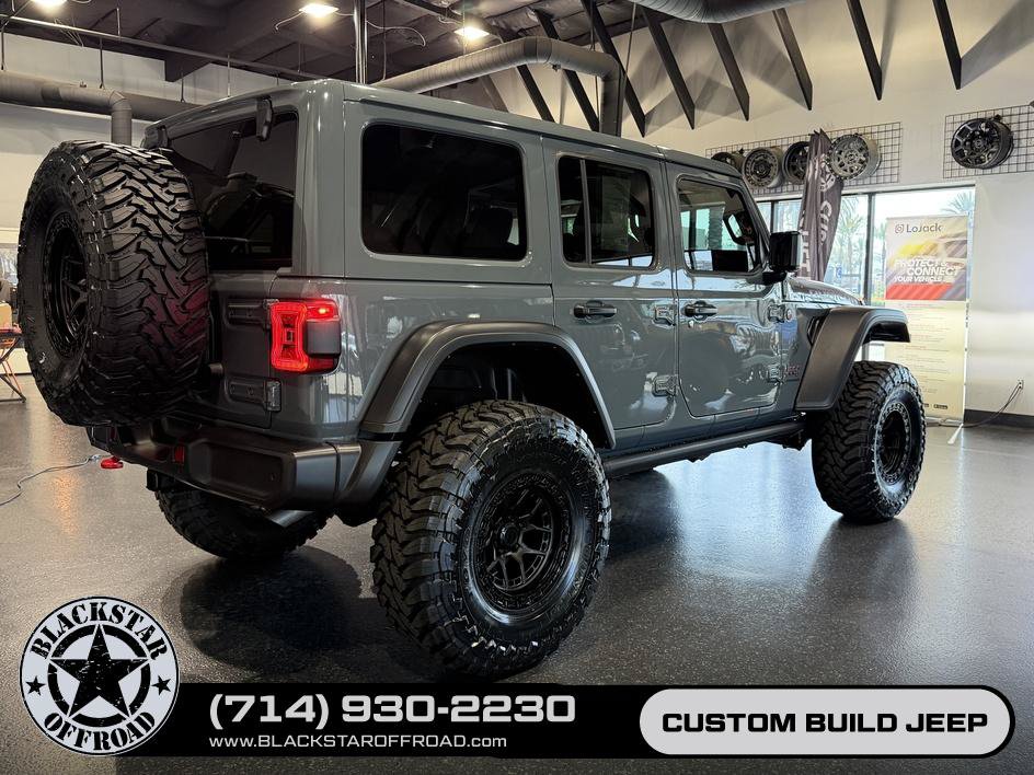 Used 2025 Jeep Wrangler Unlimited Rubicon w/ Safety Group AWD/4WD image 33