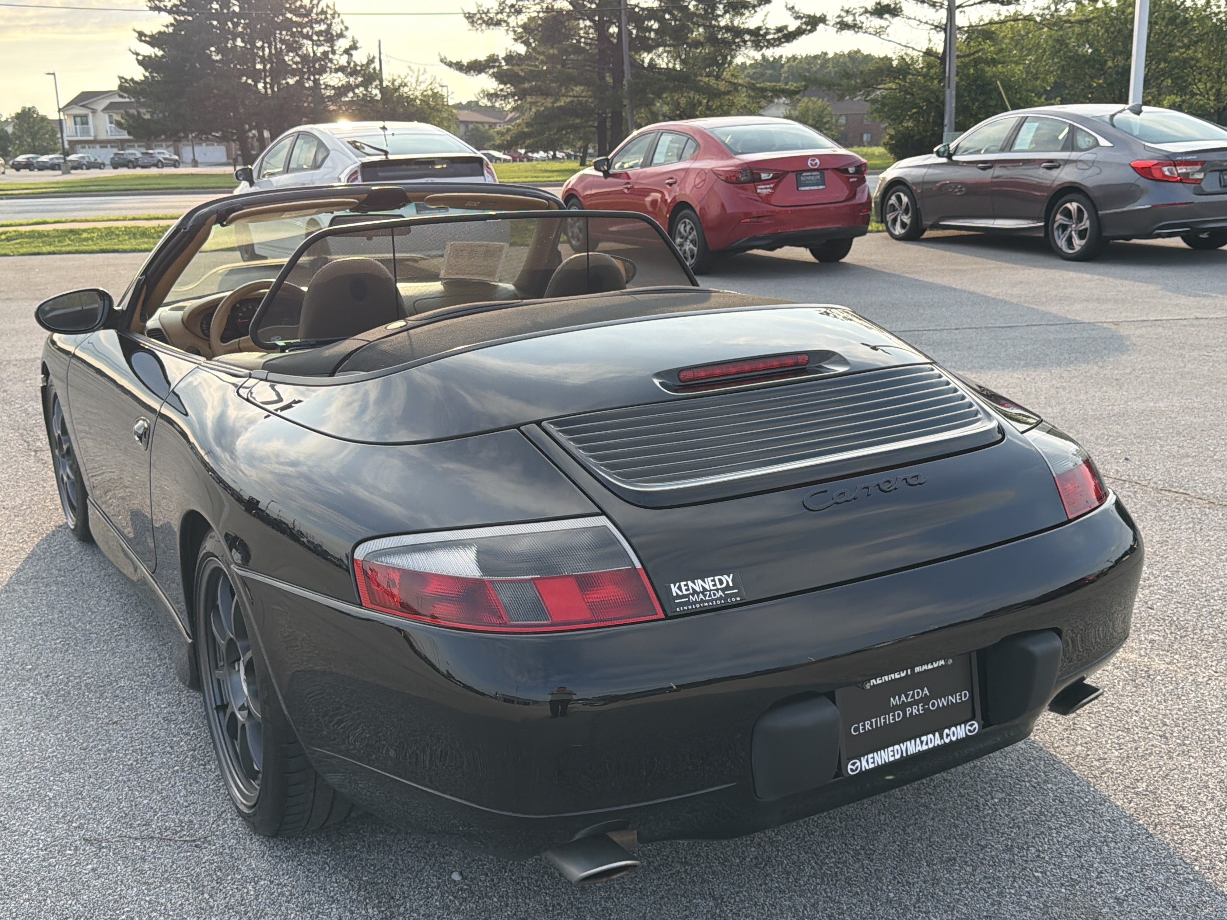 Used 2000 Porsche 911 Carrera RWD image 5