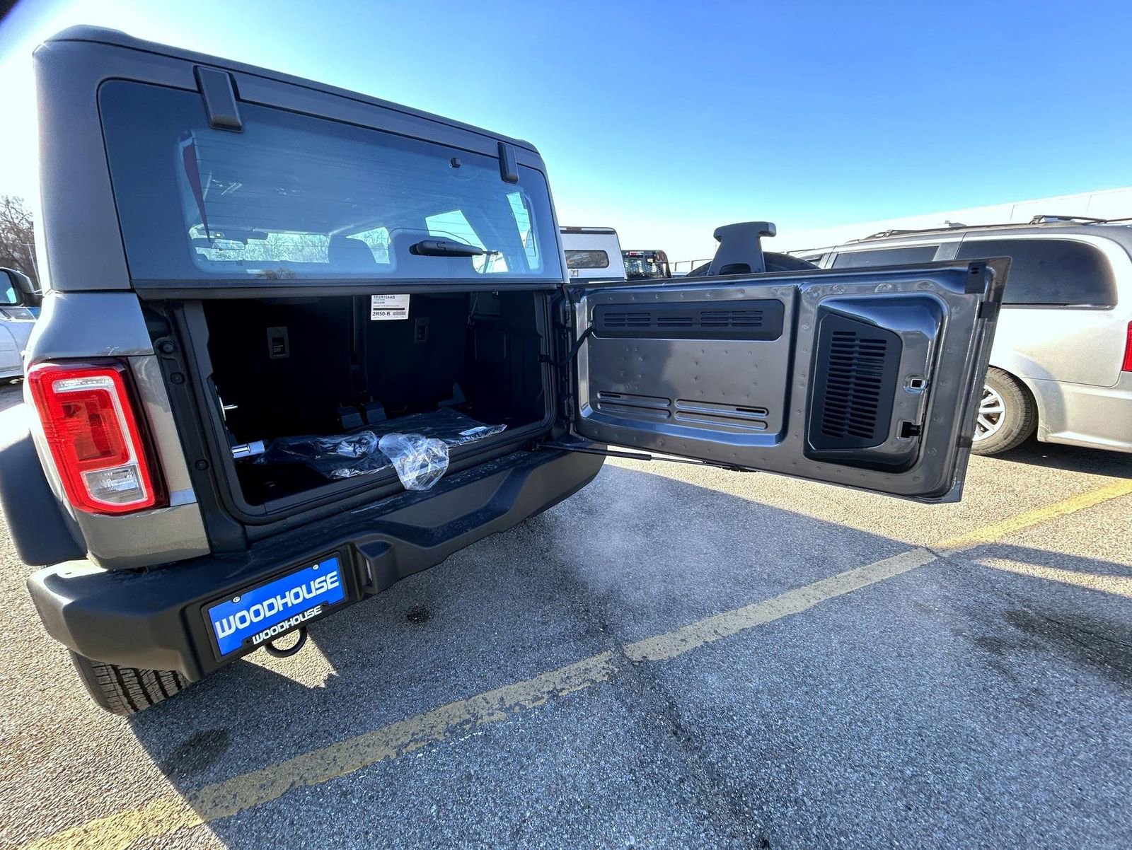 New 2025 Ford Bronco Base image 9