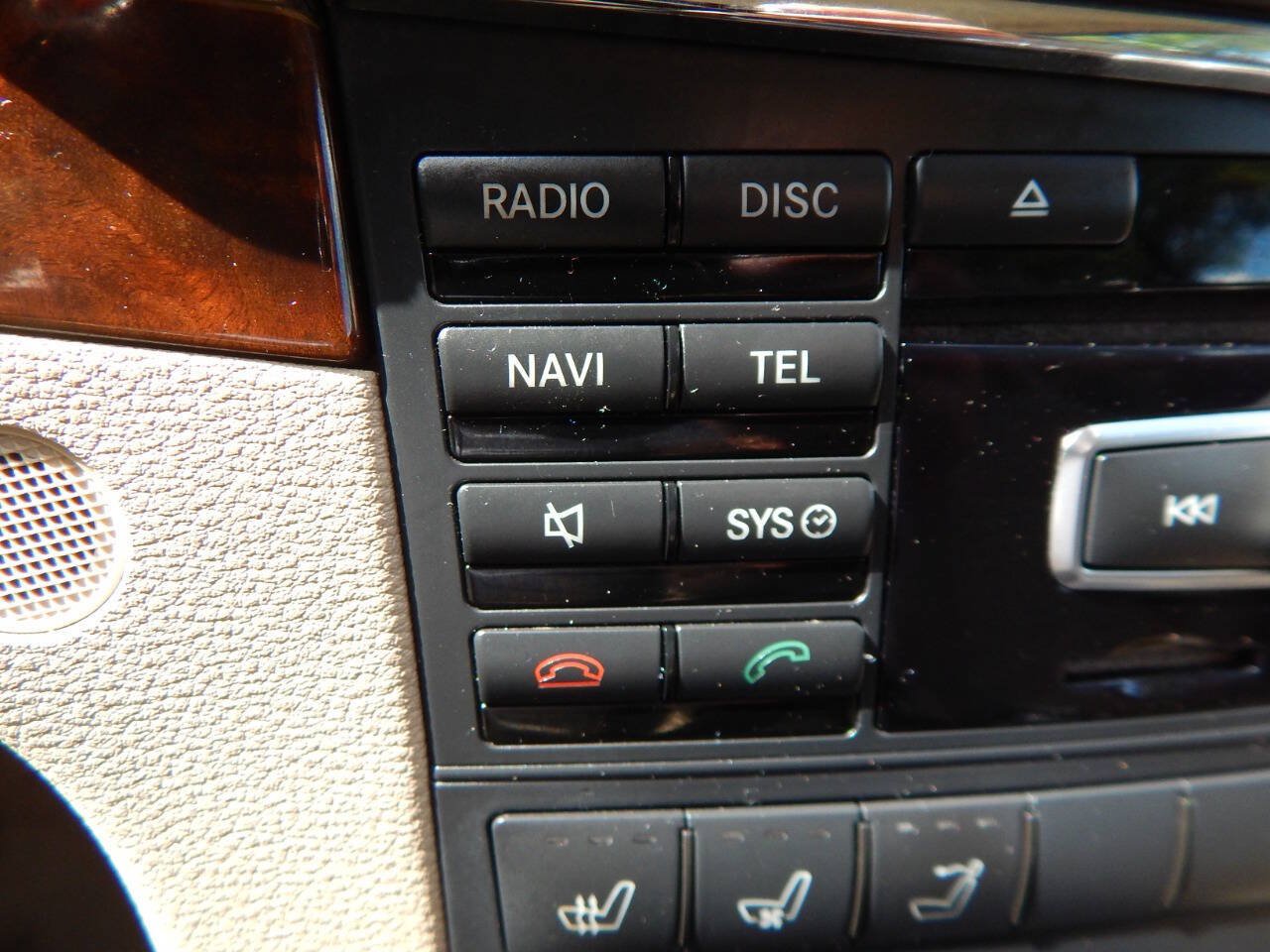 Used 2012 Mercedes-Benz E 350 Cabriolet image 35