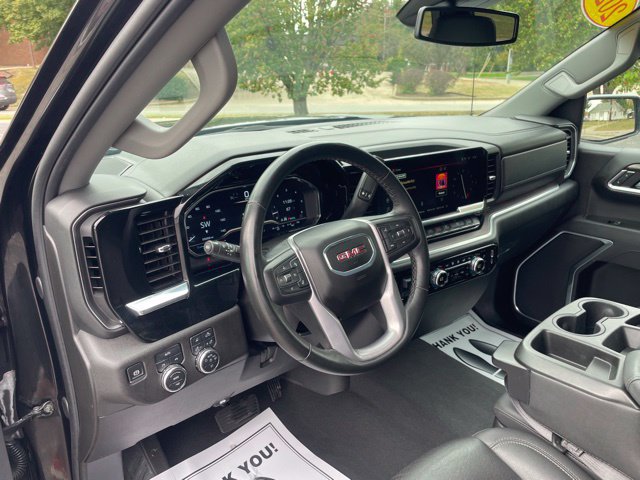 Used 2025 GMC Sierra 1500 SLT AWD/4WD image 12