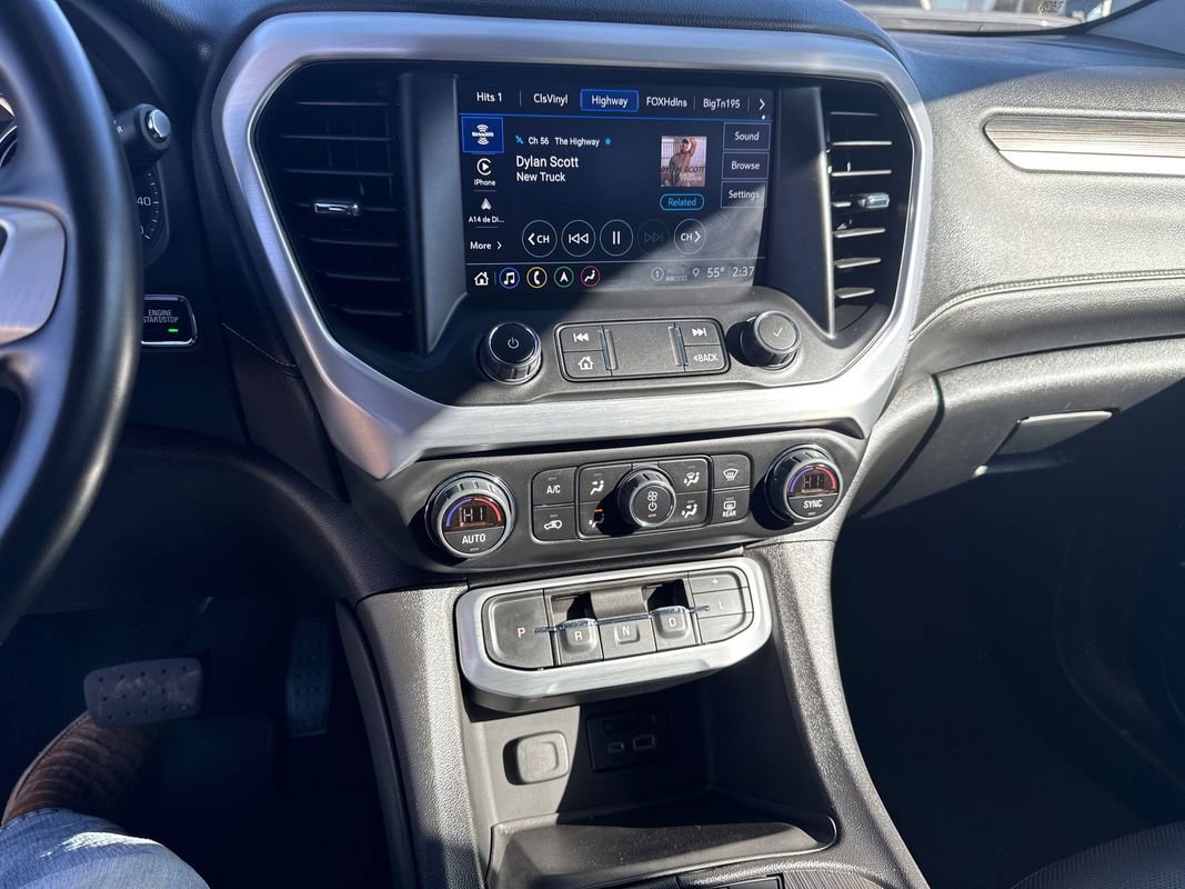 Used 2023 GMC Acadia SLT image 5