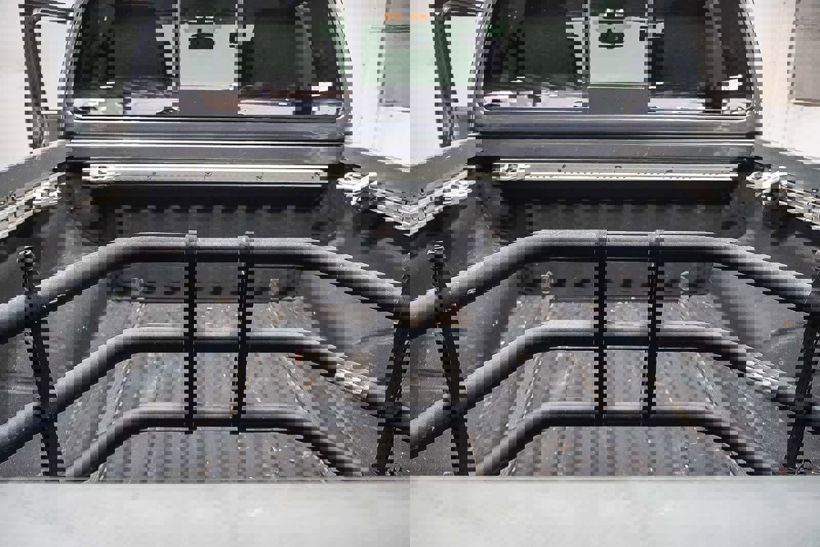 Used 2020 Nissan Frontier SV w/ Midnight Edition Floor Mats image 28