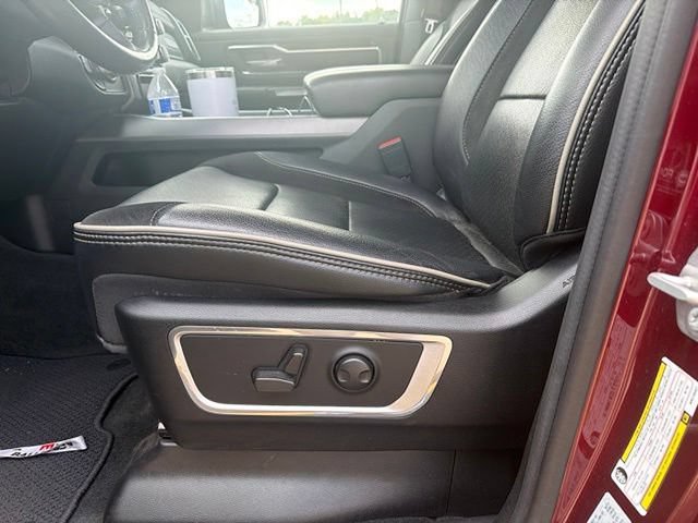 Used 2022 RAM 1500 Laramie w/ Sport Appearance Package AWD/4WD image 6