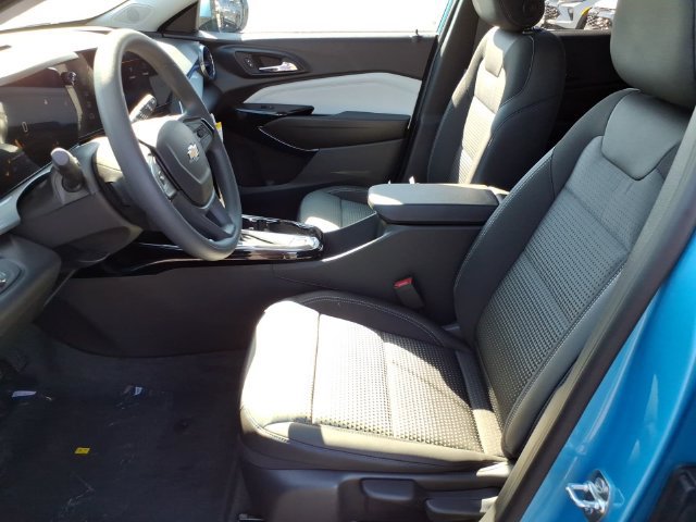 New 2026 Chevrolet Trax LT FWD image 6