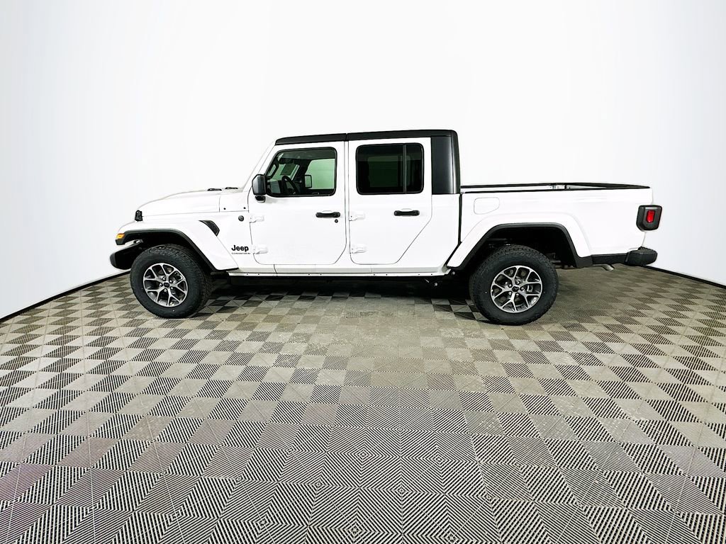 New 2026 Jeep Gladiator Sport AWD/4WD image 6