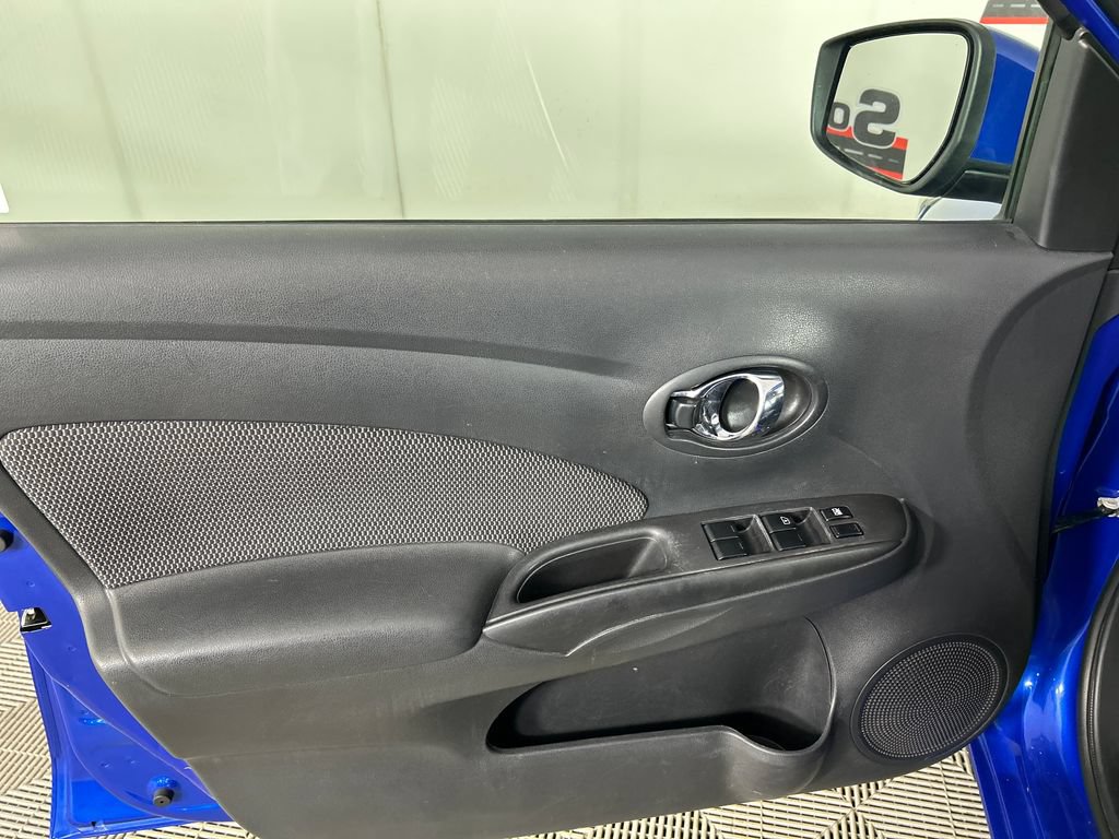 Used 2016 Nissan Versa SV FWD image 11