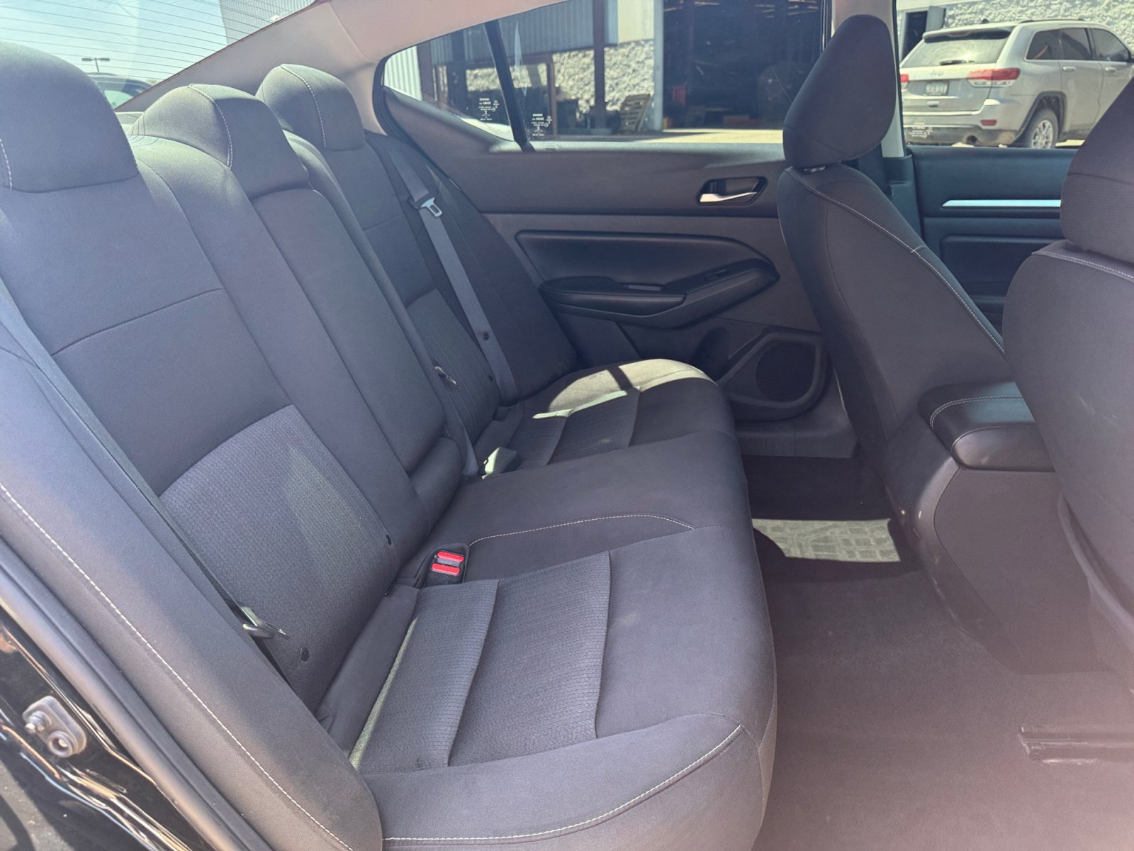 Used 2022 Nissan Altima 2.5 SV FWD image 27