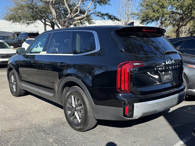 Certified 2024 Kia Telluride LX image 2