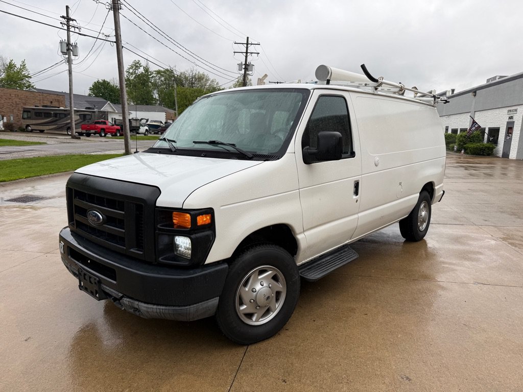 Used 2010 Ford E-250 and Econoline 250 RWD image 1