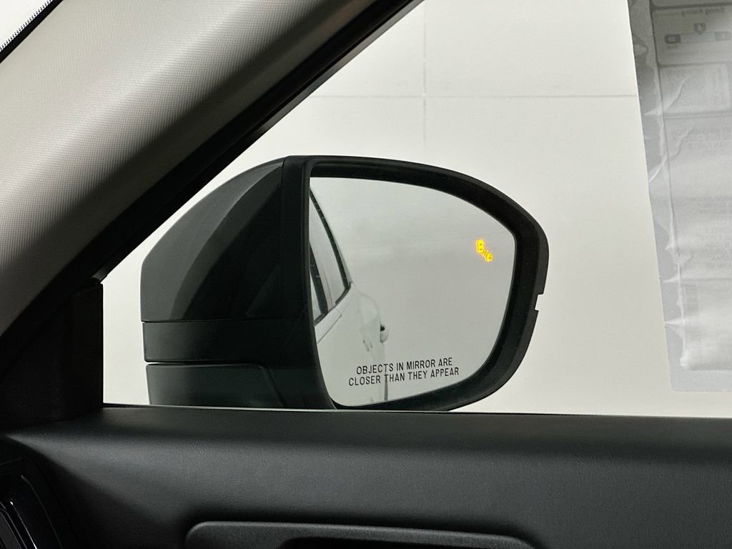 New 2026 Nissan Pathfinder S image 23