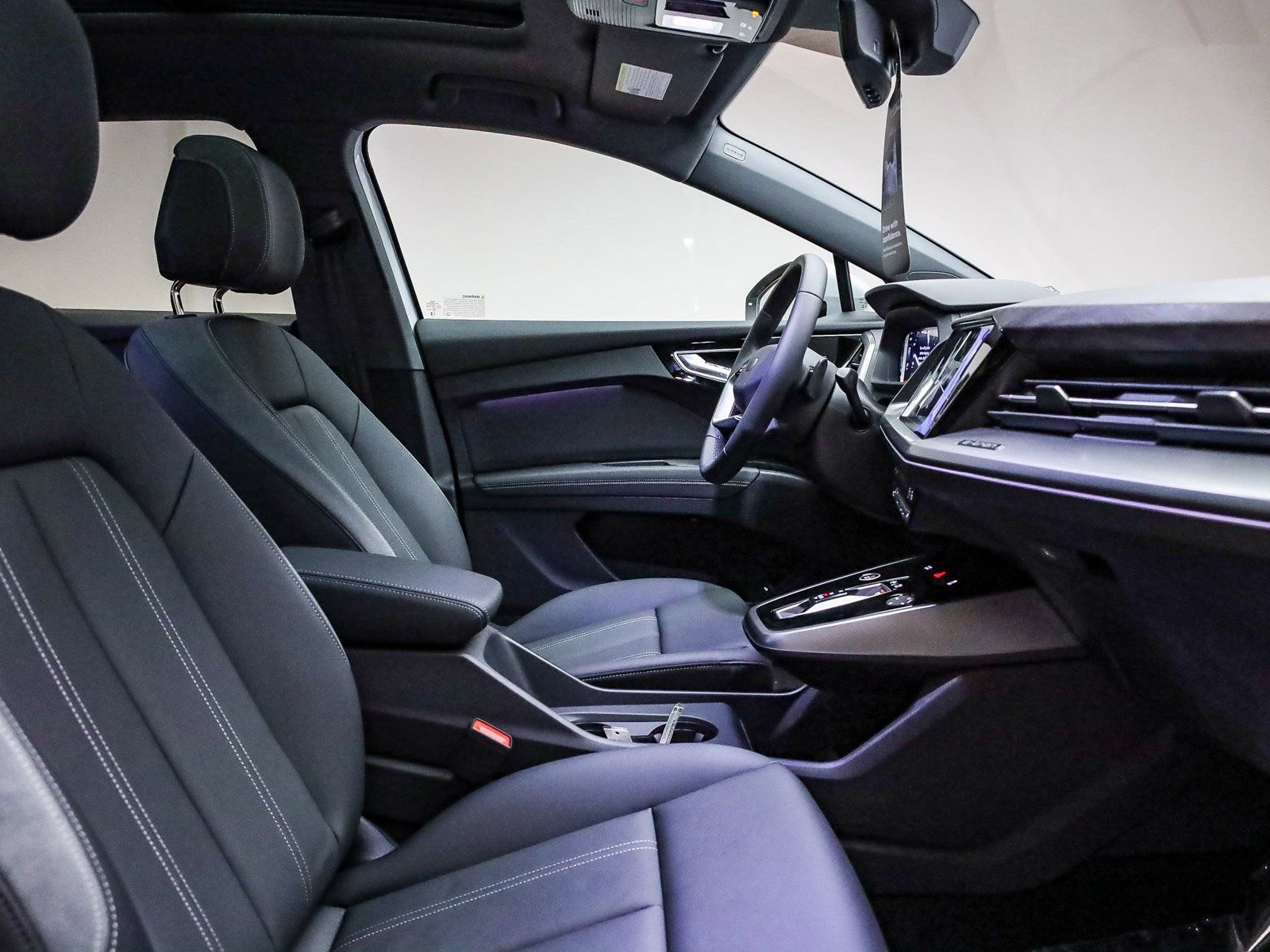 New 2026 Audi Q4 e-tron Premium image 20