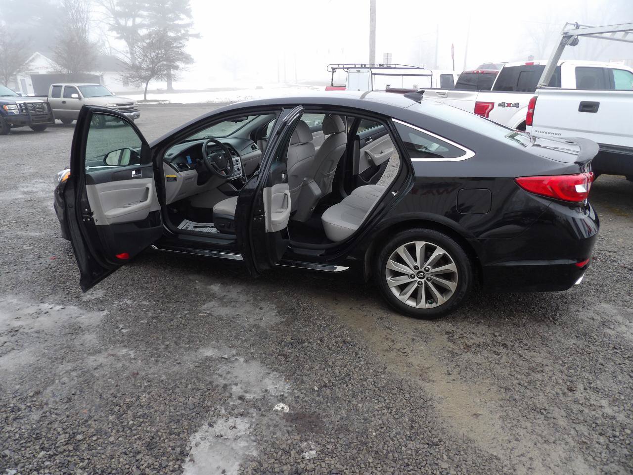 Used 2016 Hyundai Sonata Sport FWD image 7