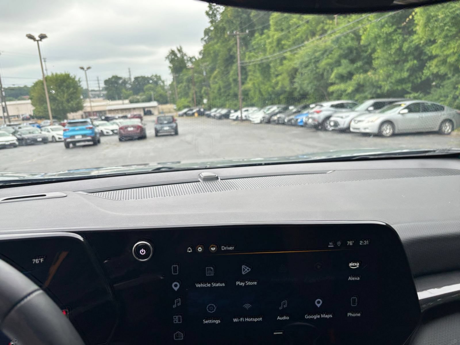 Used 2025 Chevrolet Equinox LT FWD image 17