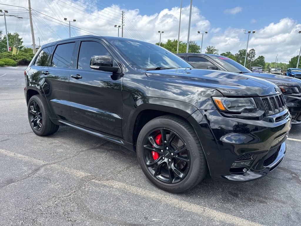 Used 2021 Jeep Grand Cherokee SRT w/ Trailer Tow Group IV AWD/4WD image 18