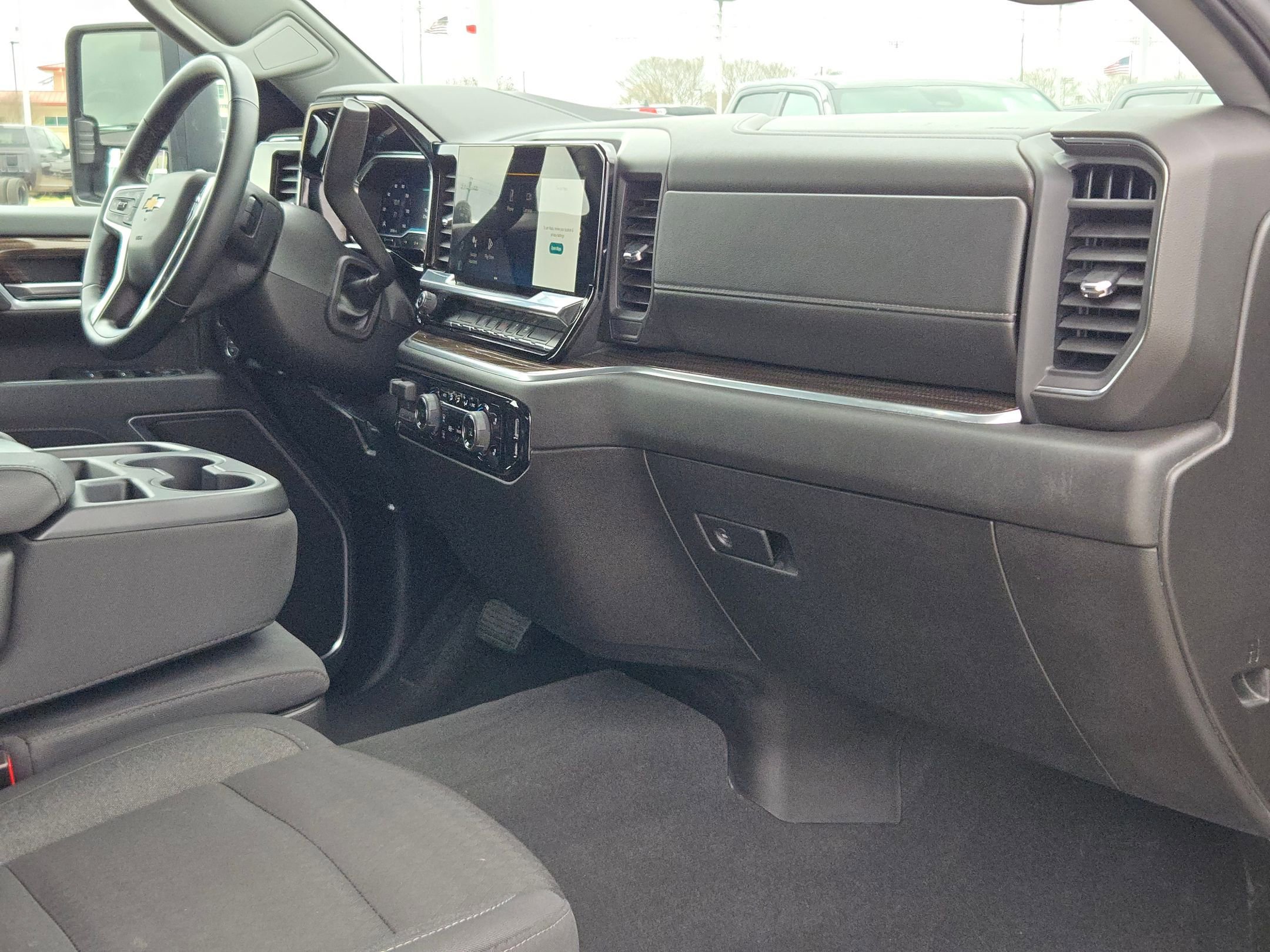 Used 2025 Chevrolet Silverado 2500 LT w/ Convenience Package AWD/4WD image 28