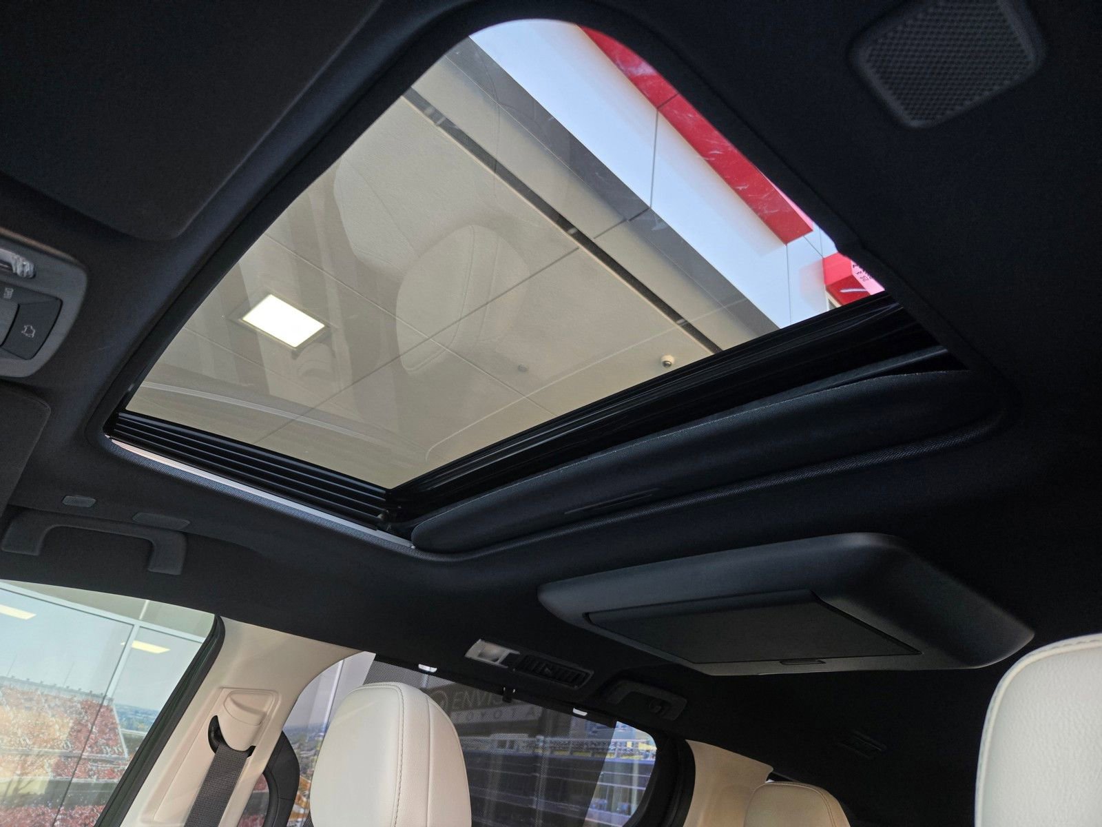 Certified 2026 Toyota Sienna Platinum image 20