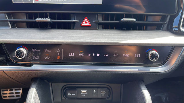 Certified 2024 Kia Sportage X-Pro Prestige AWD/4WD image 18