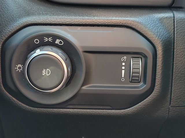 Used 2023 Jeep Wrangler Sport AWD/4WD image 26