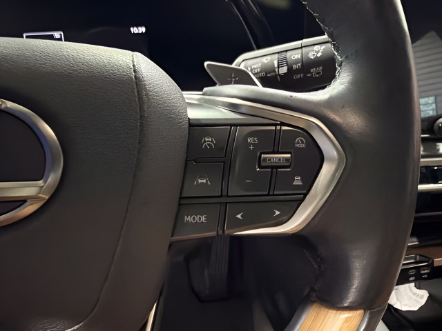 Used 2023 Lexus RX 350 Premium w/ Cold Area Package FWD image 18