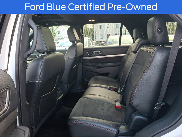 Used 2018 Ford Explorer XLT w/ Equipment Group 202A AWD/4WD image 14