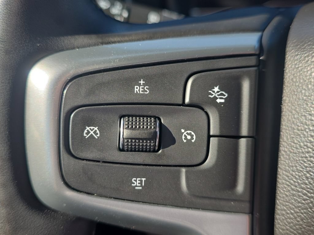 Used 2024 Chevrolet Suburban LT AWD/4WD image 26