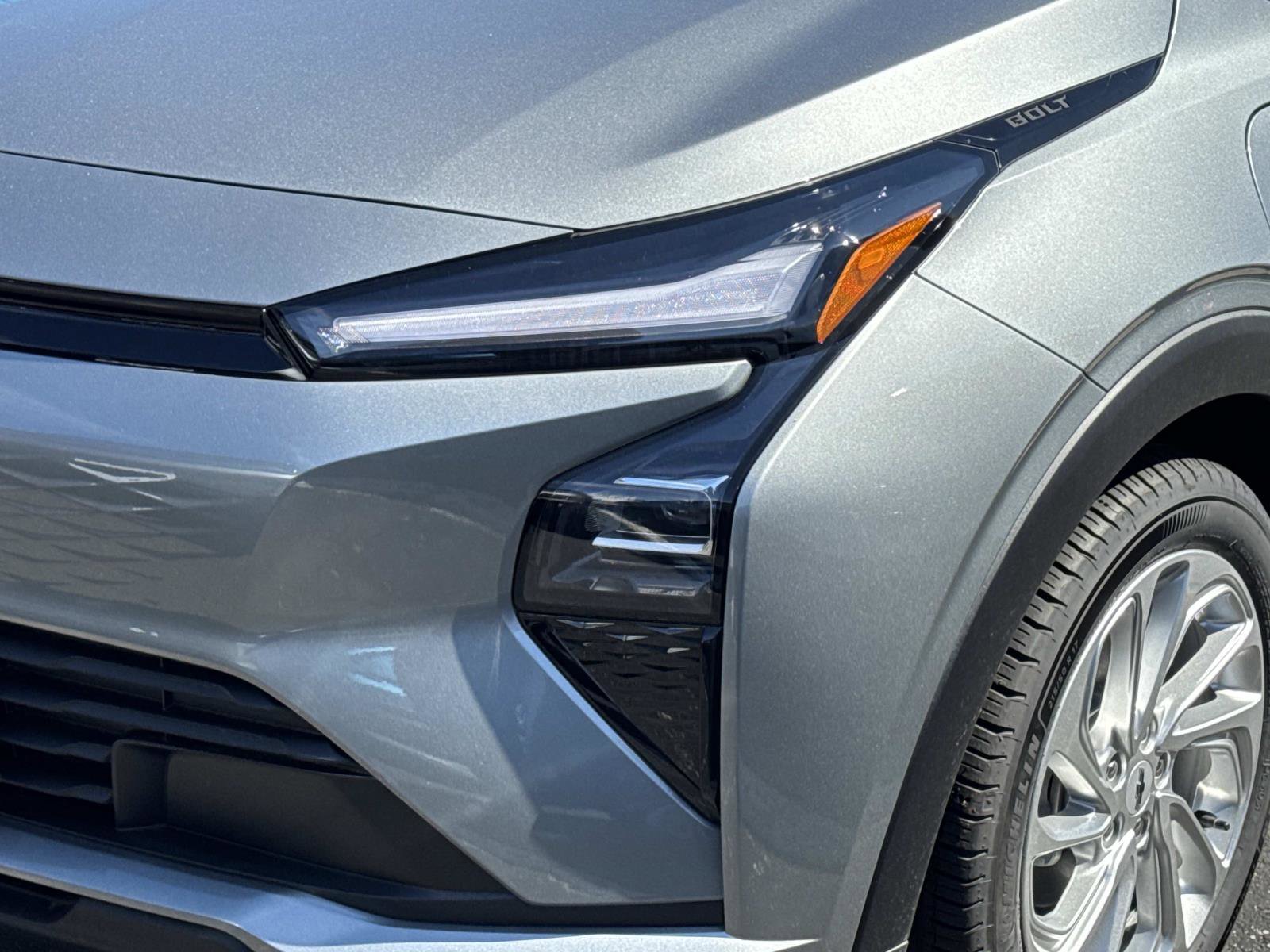 New 2027 Chevrolet Bolt LT w/ Comfort Package image 6