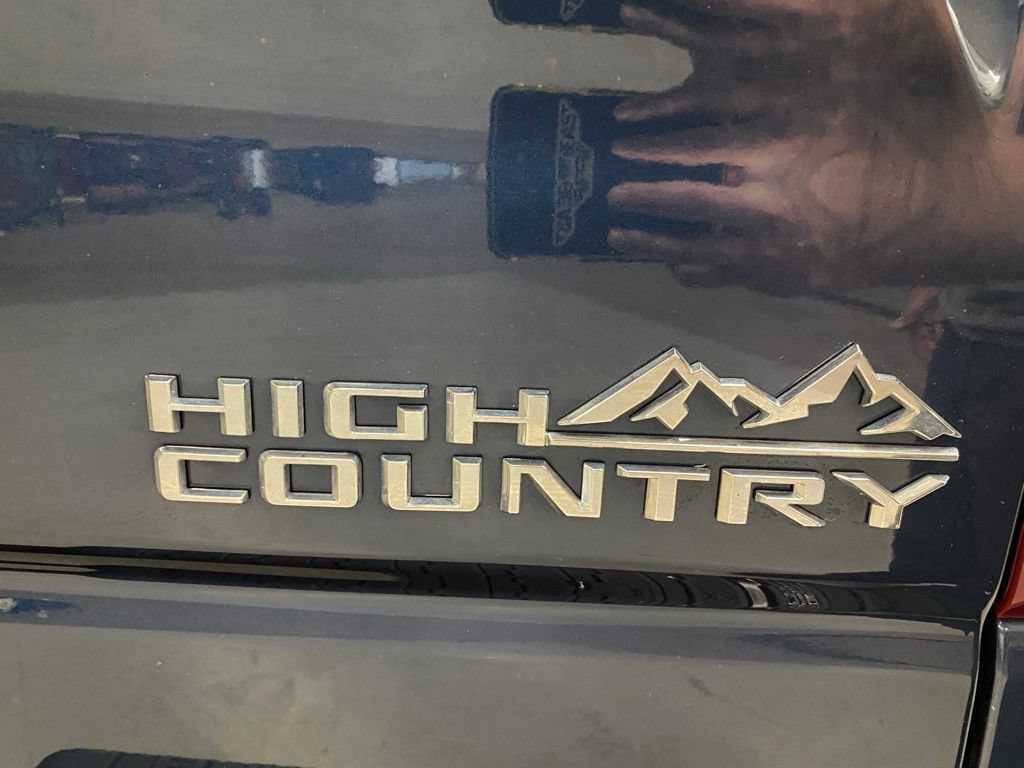 Used 2021 Chevrolet Silverado 1500 High Country w/ Technology Package AWD/4WD image 28