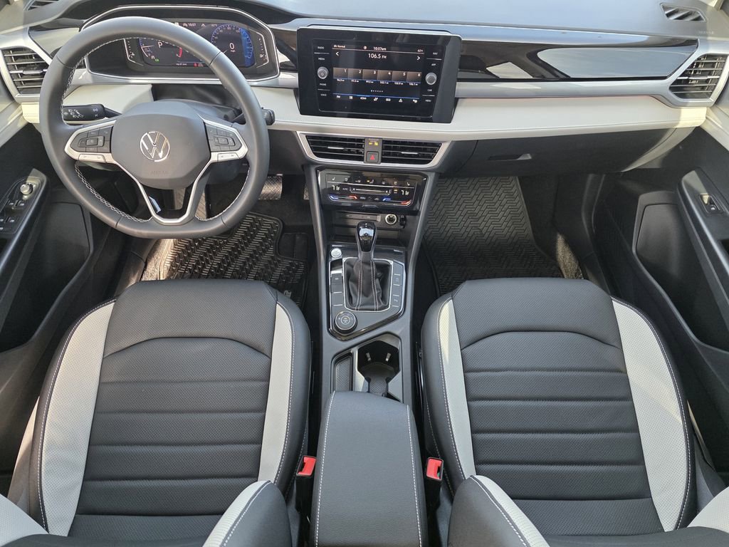 New 2026 Volkswagen Taos SEL image 19