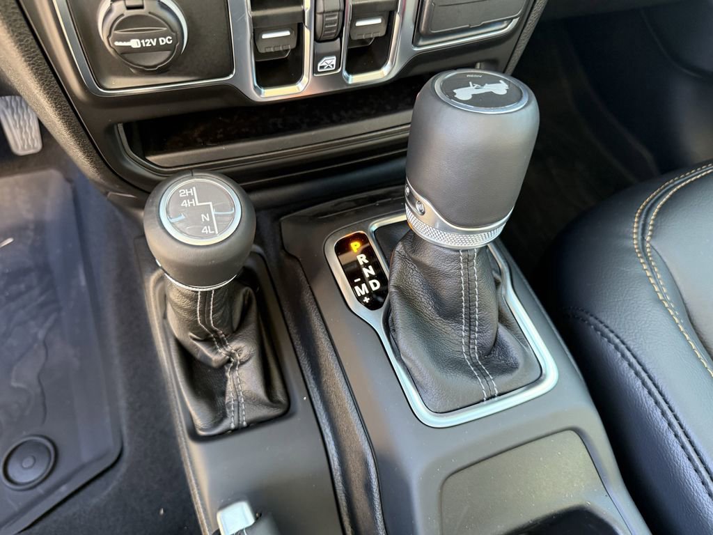 New 2025 Jeep Wrangler Sahara image 21