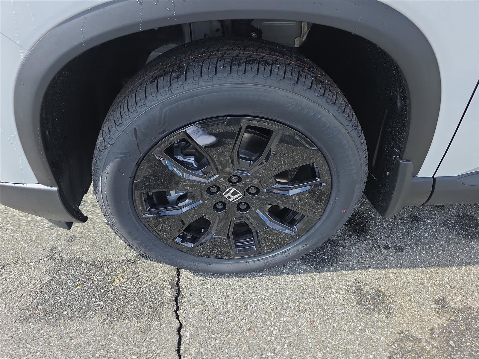 New 2026 Honda Pilot Black Edition image 10