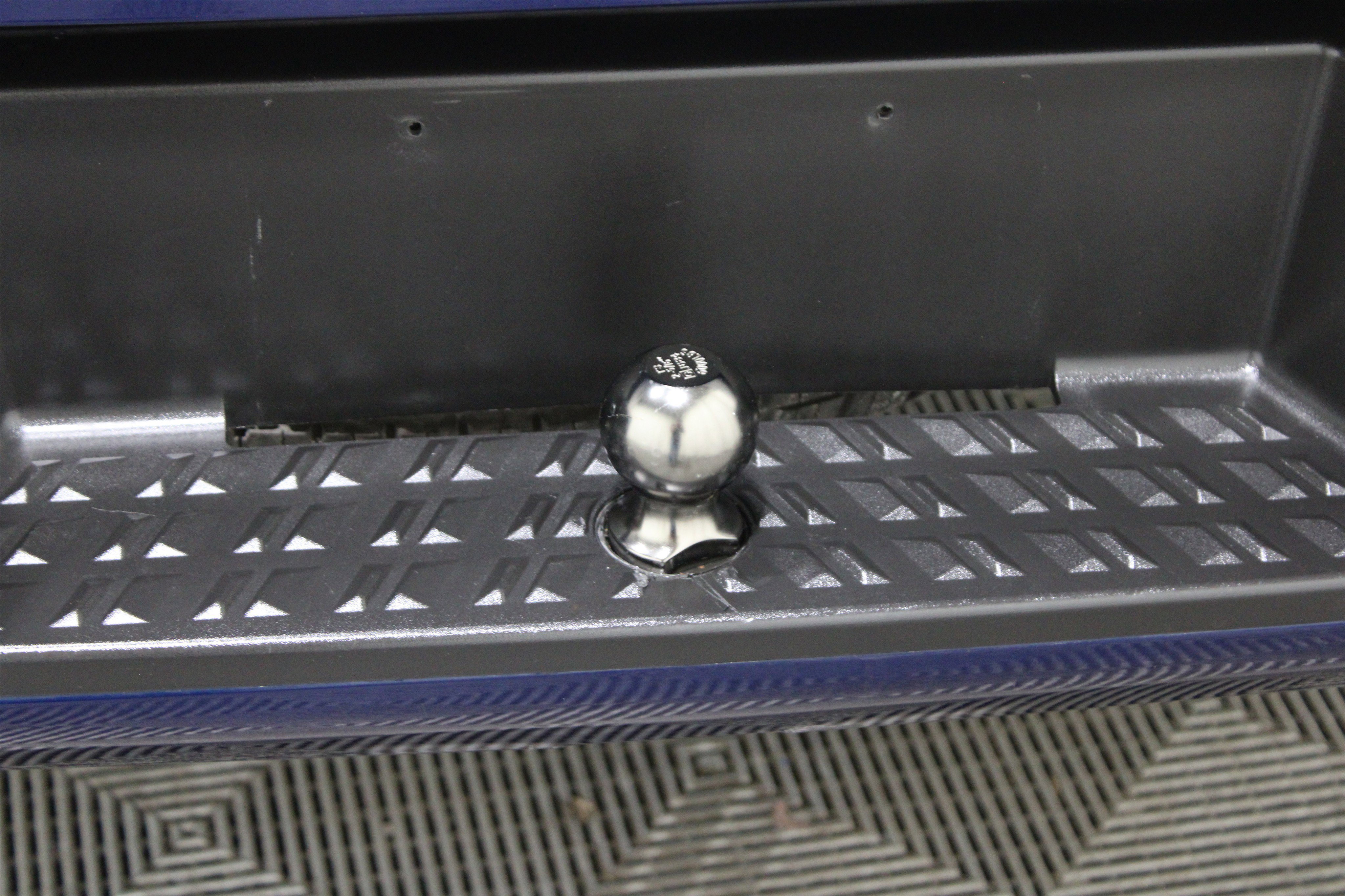 Used 2021 Nissan Titan SV image 32